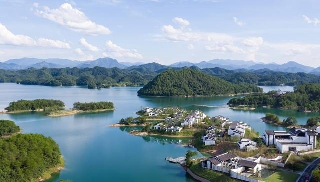 千岛湖岛屿介绍（探访千岛湖湖水清澈岛屿众多）